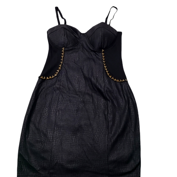 Forever 21 Dresses & Skirts - Forever 21, Large, black dress